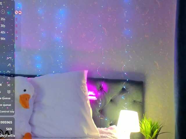 Xna — I love watching a man play with himself and cum looking at me.