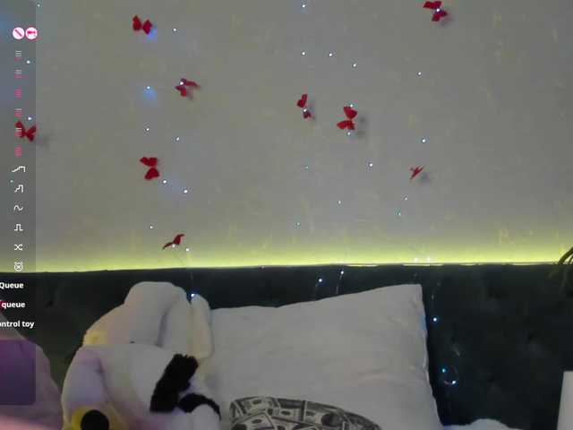 Xna's BongaCams show and profile