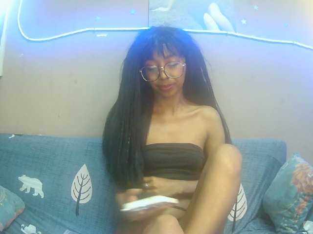 Marinahgrey's BongaCams show and profile