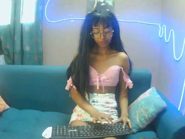 Masturbate to BongaCams's Marinahgrey Marinahgrey from BongaCams