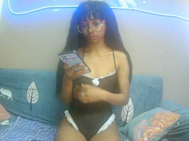 Marinahgrey's BongaCams show and profile