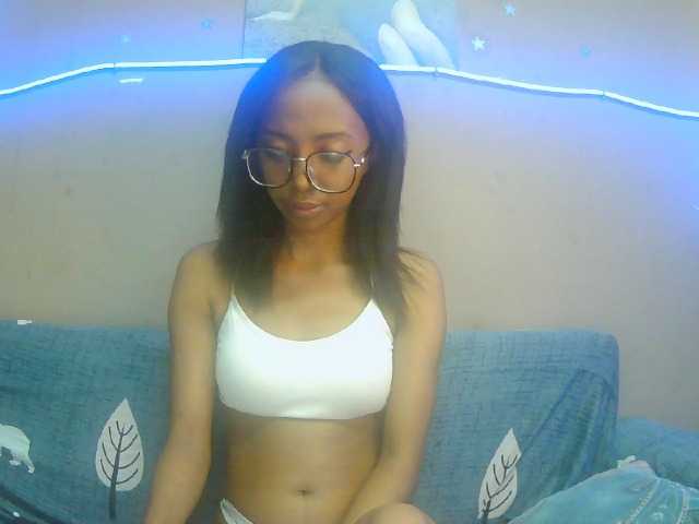 Marinahgrey's BongaCams show and profile