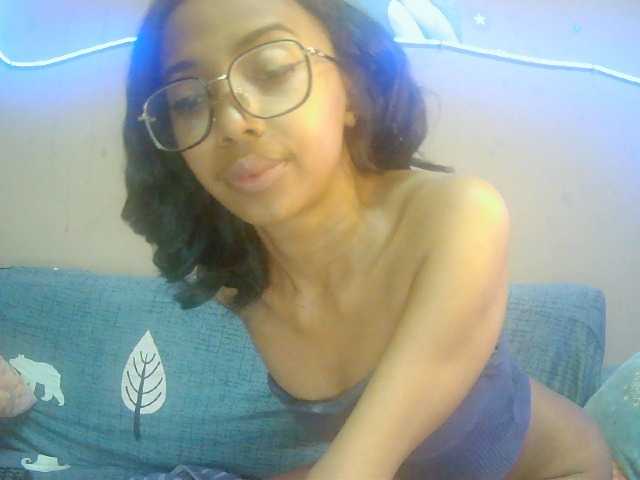 Marinahgrey's BongaCams show and profile