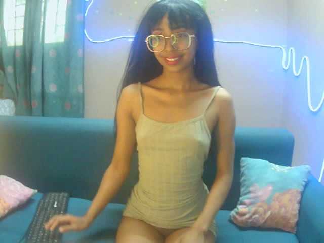 Marinahgrey's BongaCams show and profile