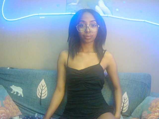 Marinahgrey Live Cam on BongaCams