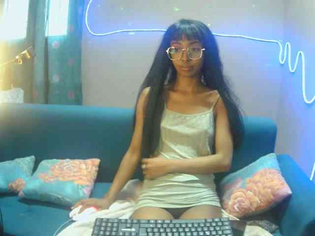 Marinahgrey webcam