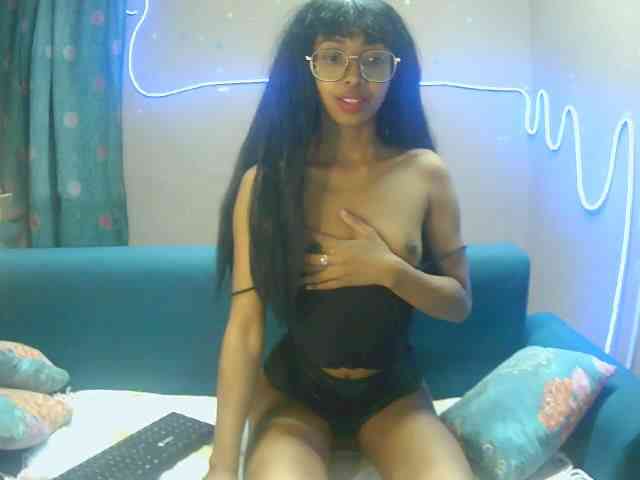 Marinahgrey webcam