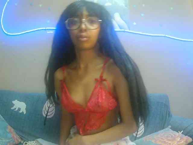 Marinahgrey Live Webcam on BongaCams