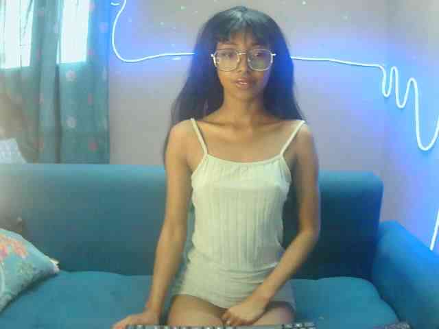 Marinahgrey webcam