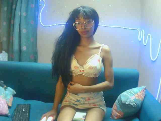Marinahgrey webcam