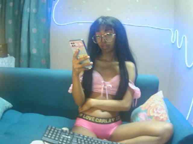 Marinahgrey webcam