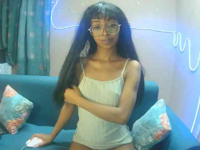 Marinahgrey webcam