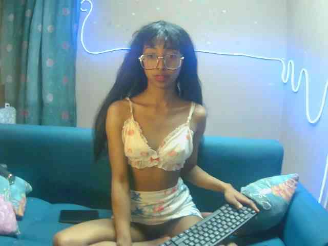 Marinahgrey webcam