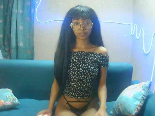 Marinahgrey webcam