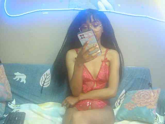 Marinahgrey Live Webcam on BongaCams