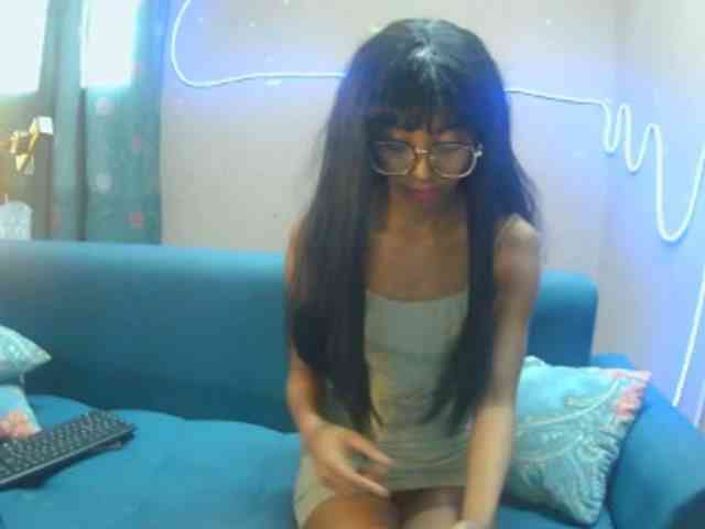 Marinahgrey webcam