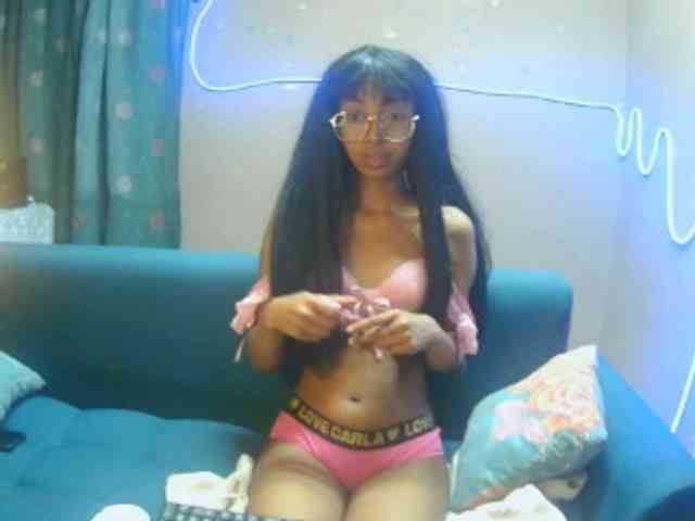 Marinahgrey webcam