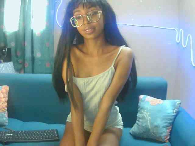 Marinahgrey webcam