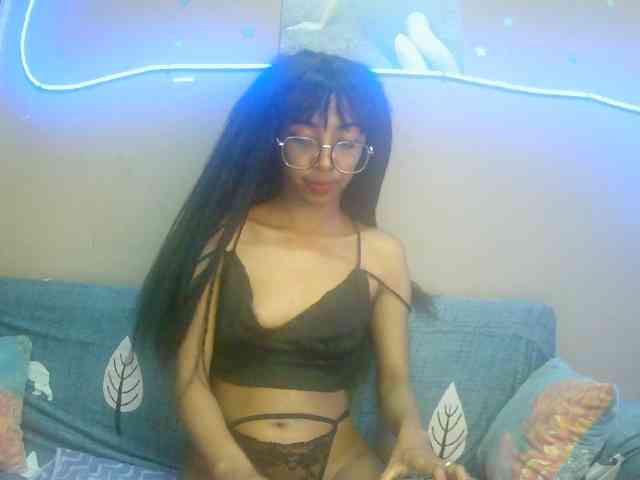 Marinahgrey Live Webcam on BongaCams