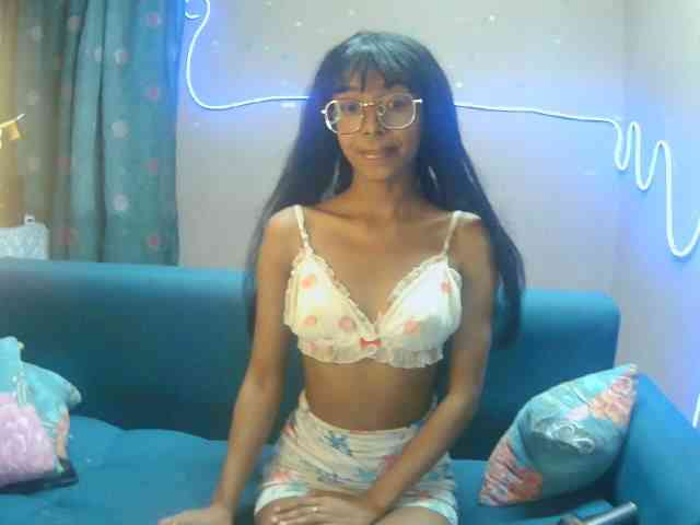 Marinahgrey webcam