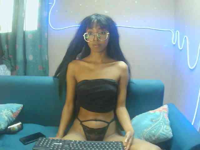 Marinahgrey webcam
