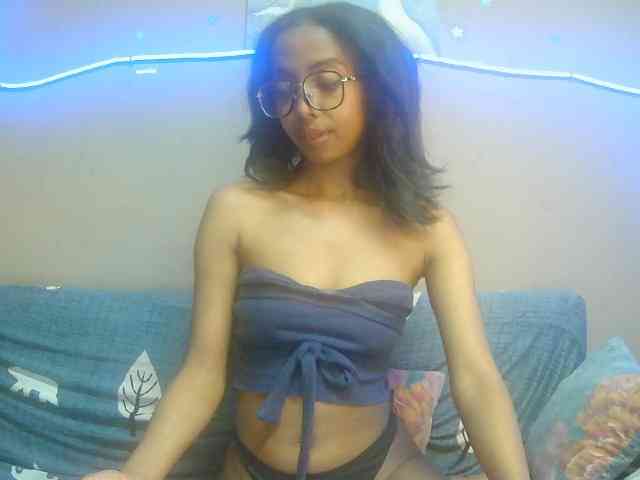 Marinahgrey Live Webcam on BongaCams