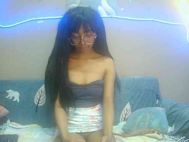 Marinahgrey Live Webcam on BongaCams