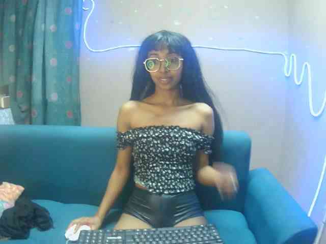 Marinahgrey webcam