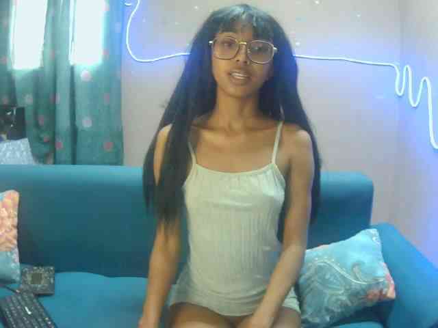 Marinahgrey webcam