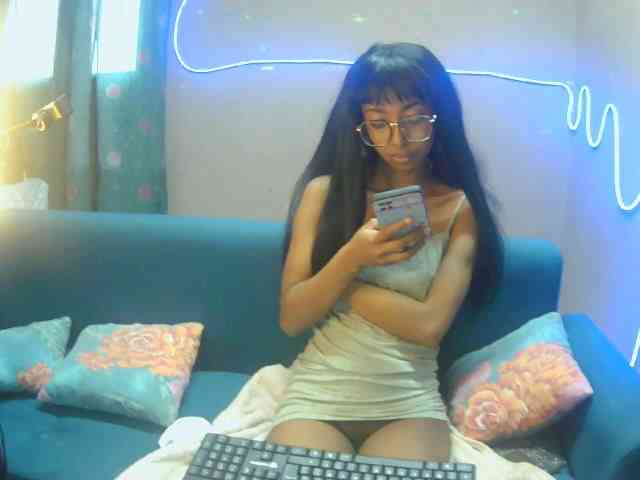 Marinahgrey webcam