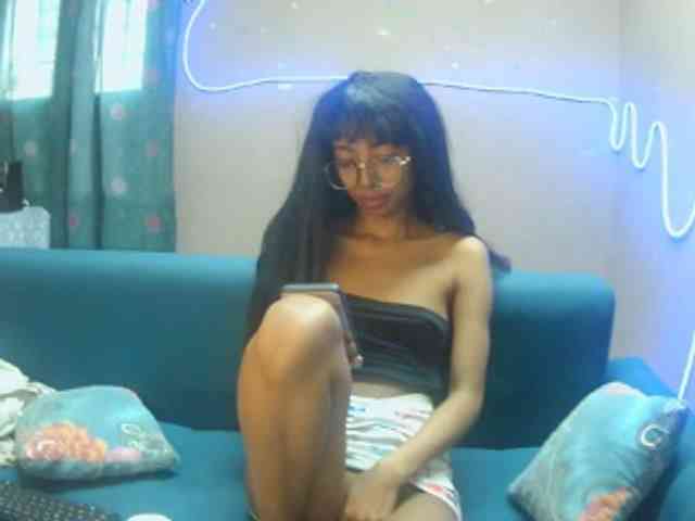 Marinahgrey webcam