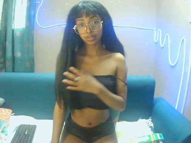 Marinahgrey webcam