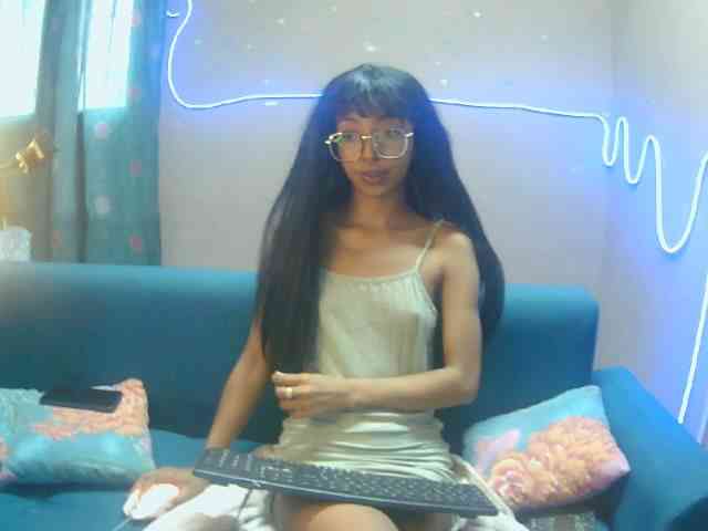 Marinahgrey webcam