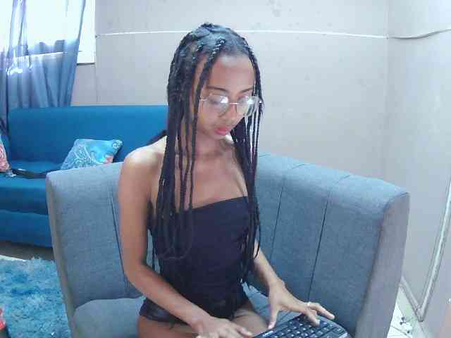 Marinahgrey webcam