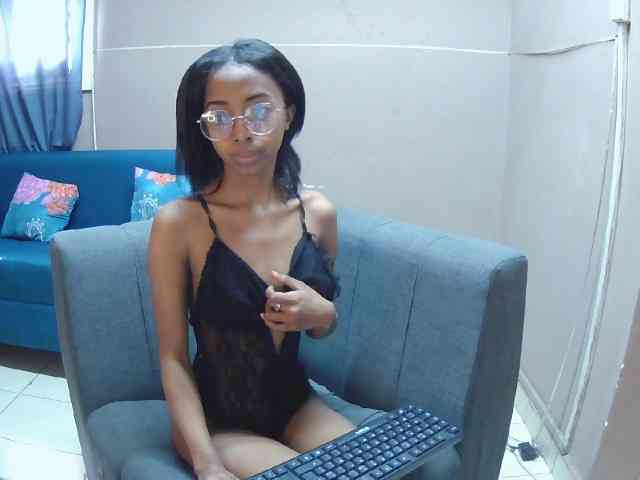 Marinahgrey webcam