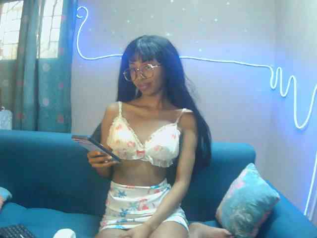 Marinahgrey webcam