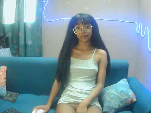 Marinahgrey webcam