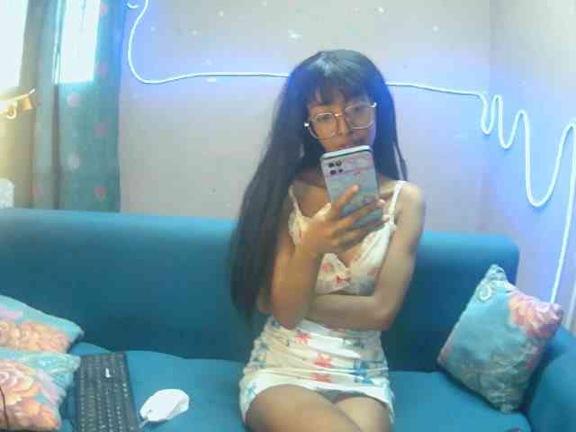 Marinahgrey webcam