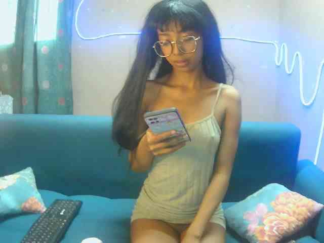 Marinahgrey webcam