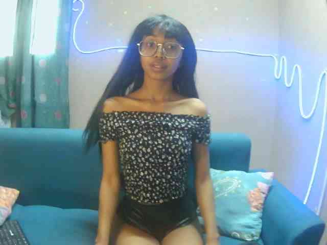 Marinahgrey webcam