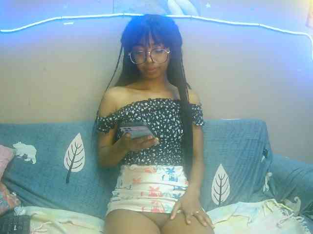 Marinahgrey Live Webcam on BongaCams