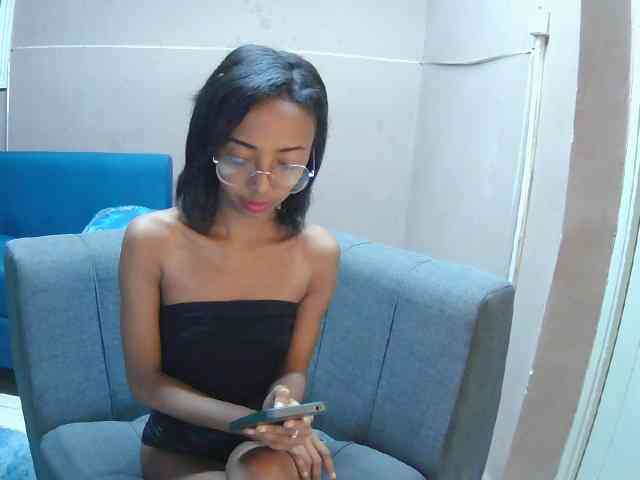 Marinahgrey webcam