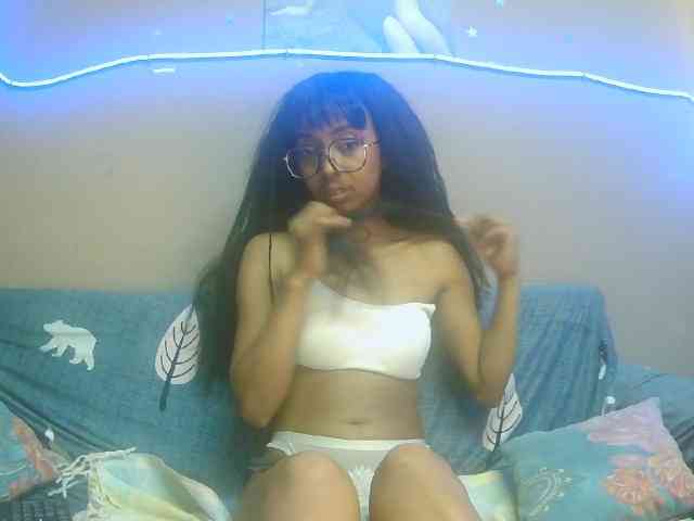 Marinahgrey Live Webcam on BongaCams