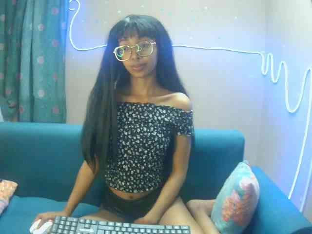 Marinahgrey webcam