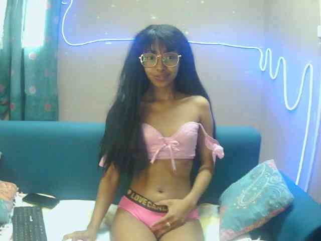 Marinahgrey webcam