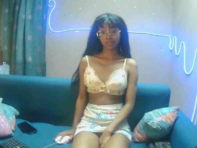 Marinahgrey webcam