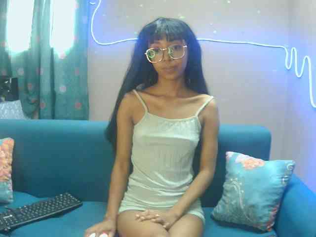 Marinahgrey webcam