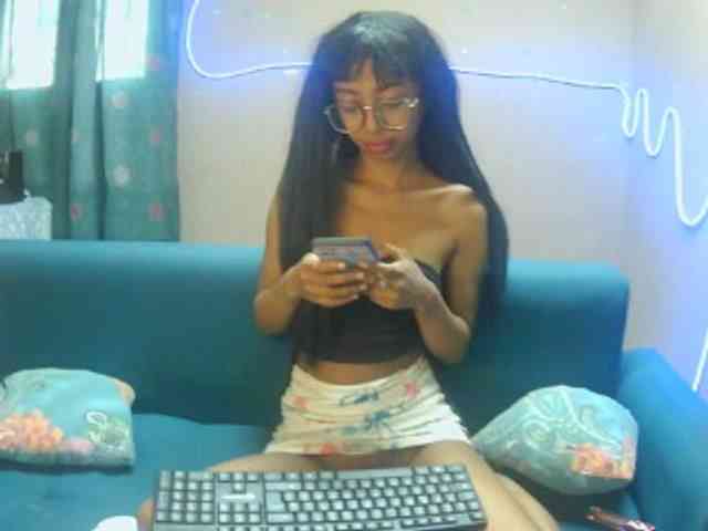 Marinahgrey webcam