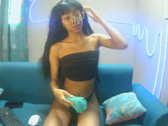 Marinahgrey webcam