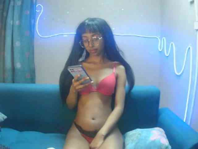 Marinahgrey webcam